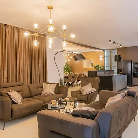 Mia, Sevid Na Moru Villa Zaglavice