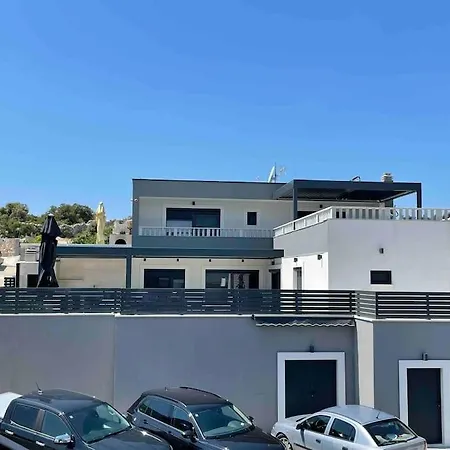 Vila Luxury Mia With Sea View, Heated Pool And Jacuzzi Sevid