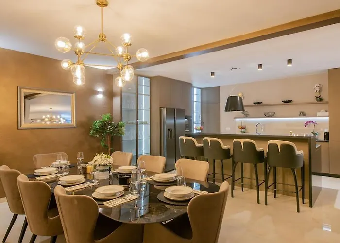 Mia, Sevid Na Moru Villa *