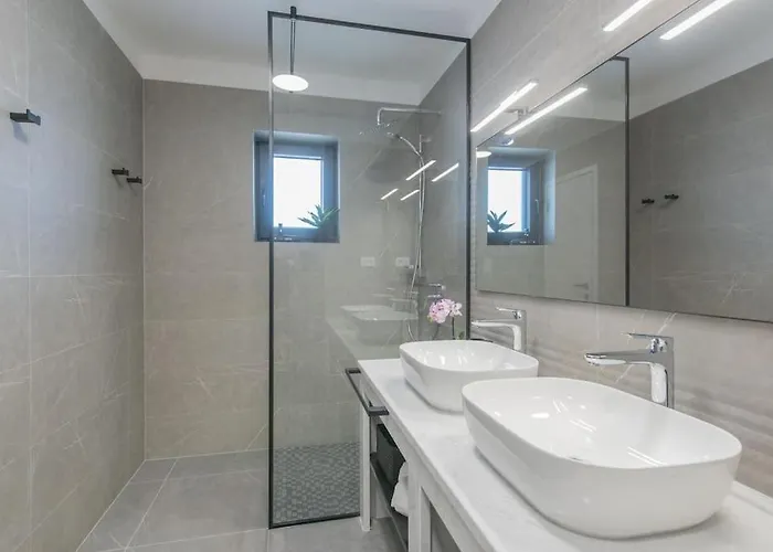 빌라 Mia, Sevid Na Moru